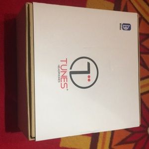 TUNES HEADPHONES (RED)